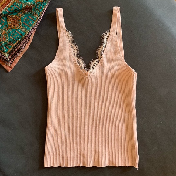 Tops - Cropped V-Neck Eyelash Lace Ribbed Tank Top Blush